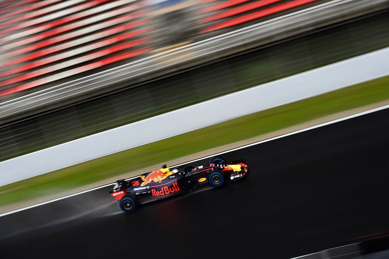 Las mejores imágenes de los primeros test de pretemporada de F1 (lunes)