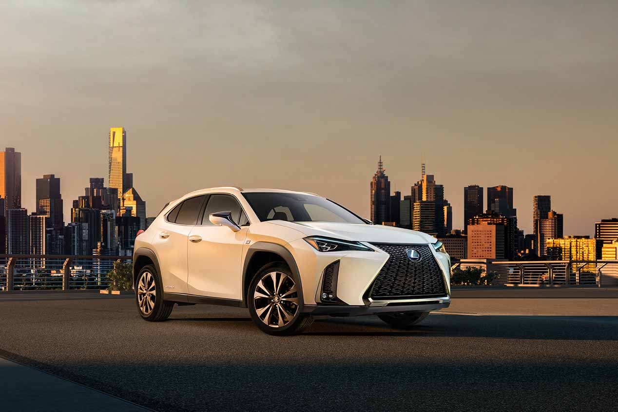 Lexus UX: primeras imágenes del nuevo SUV pequeño de lujo
