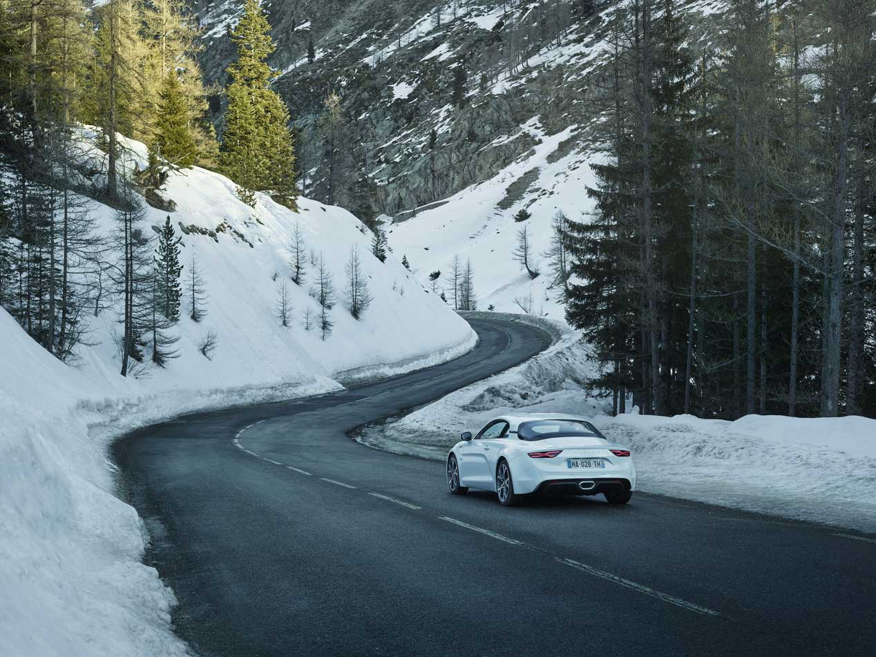 Pure y Légende, así son las nuevas versiones del Alpine A110
