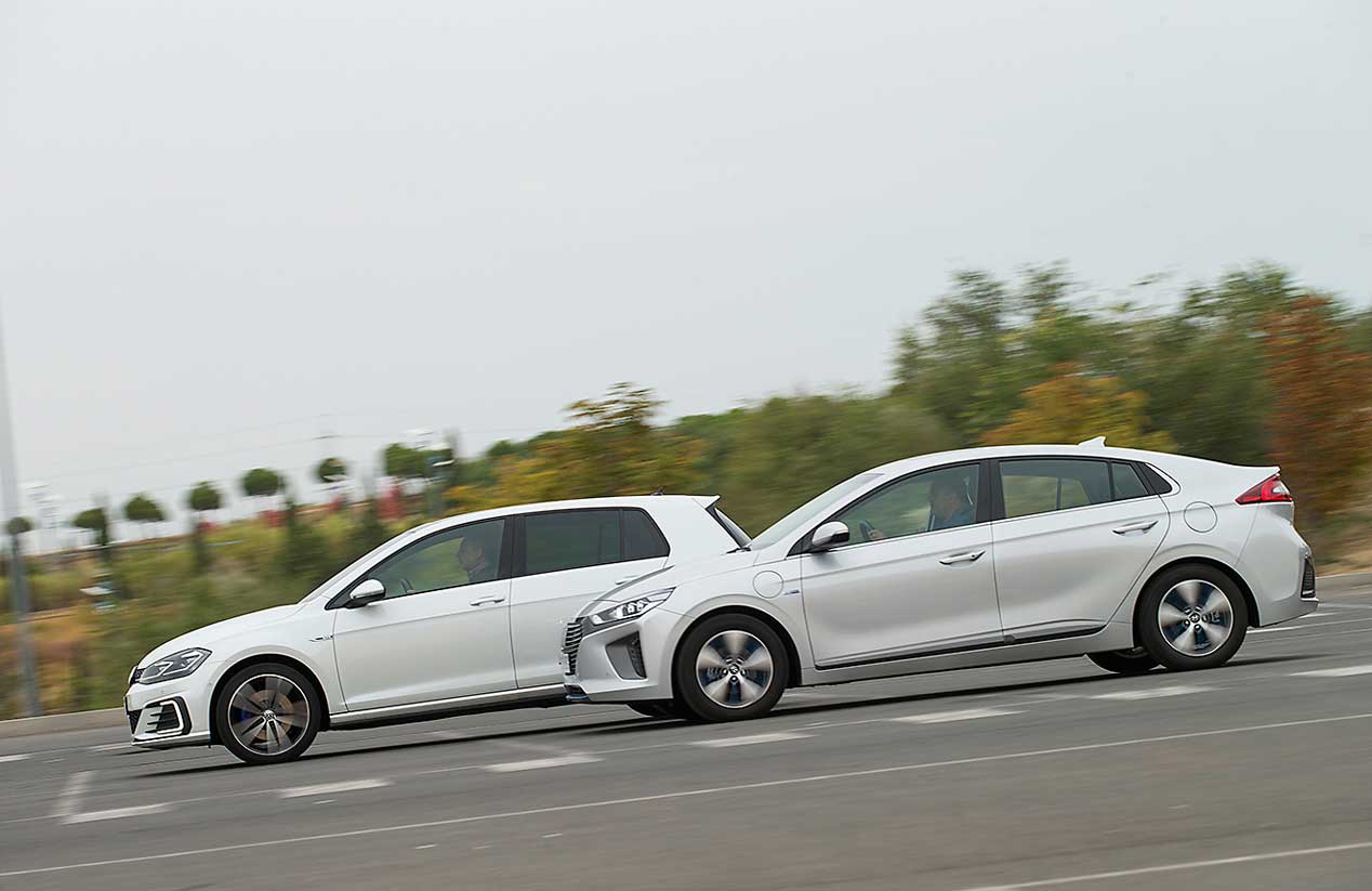 Hyundai Ioniq y Volkswagen Golf GTE, cara a cara