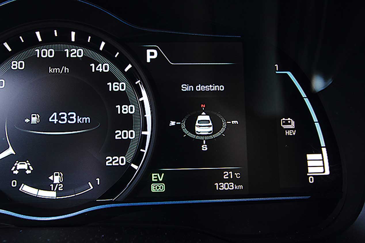 Hyundai Ioniq y Volkswagen Golf GTE, cara a cara