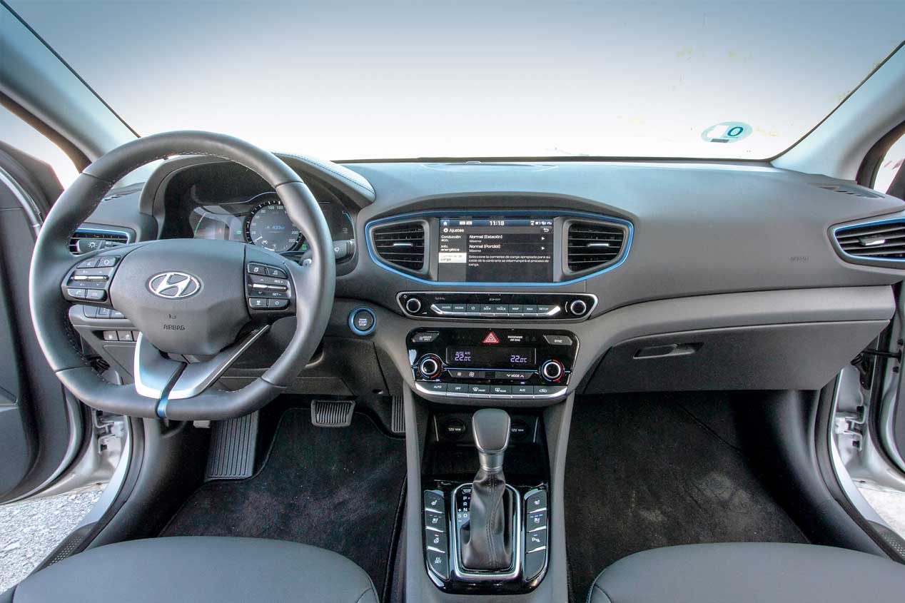 Hyundai Ioniq y Volkswagen Golf GTE, cara a cara