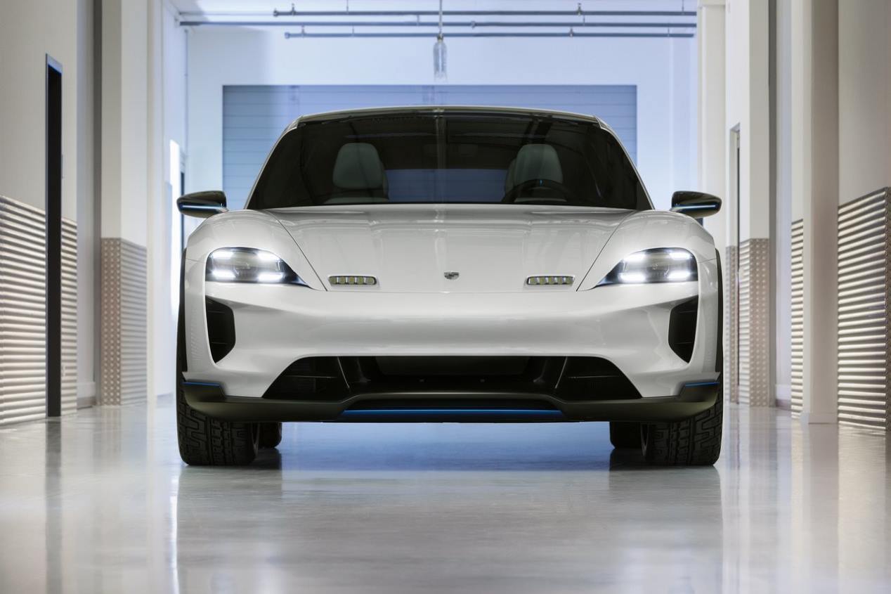 Porsche Mission E Cross Turismo: el nuevo gran SUV