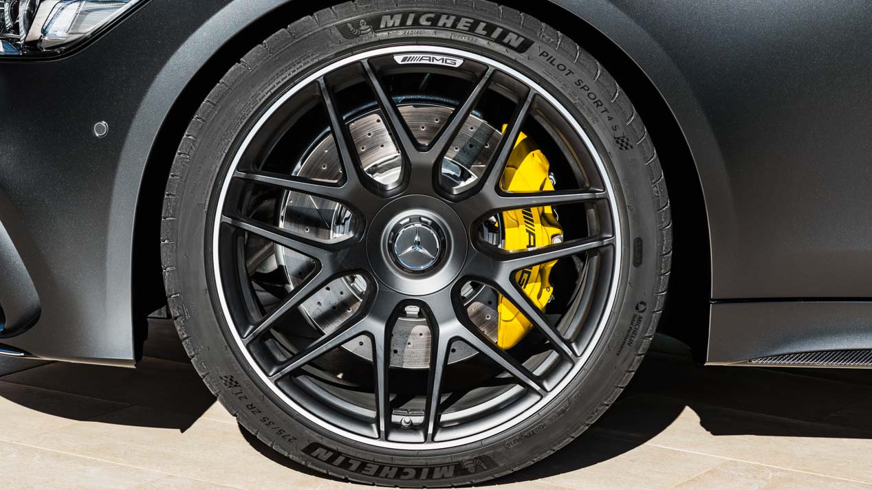 Mercedes-AMG GT 4 puertas, deportividad brutal para una berlina de tracción integral