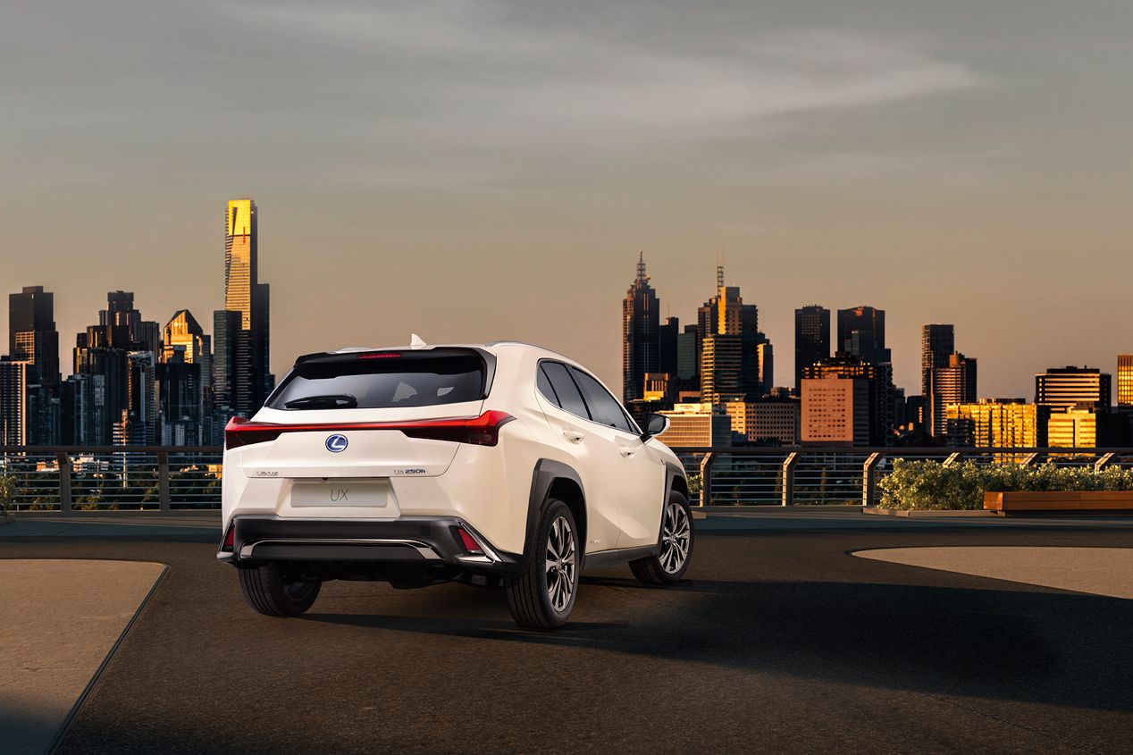 El Lexus UX, de estreno en Ginebra: imágenes oficiales
