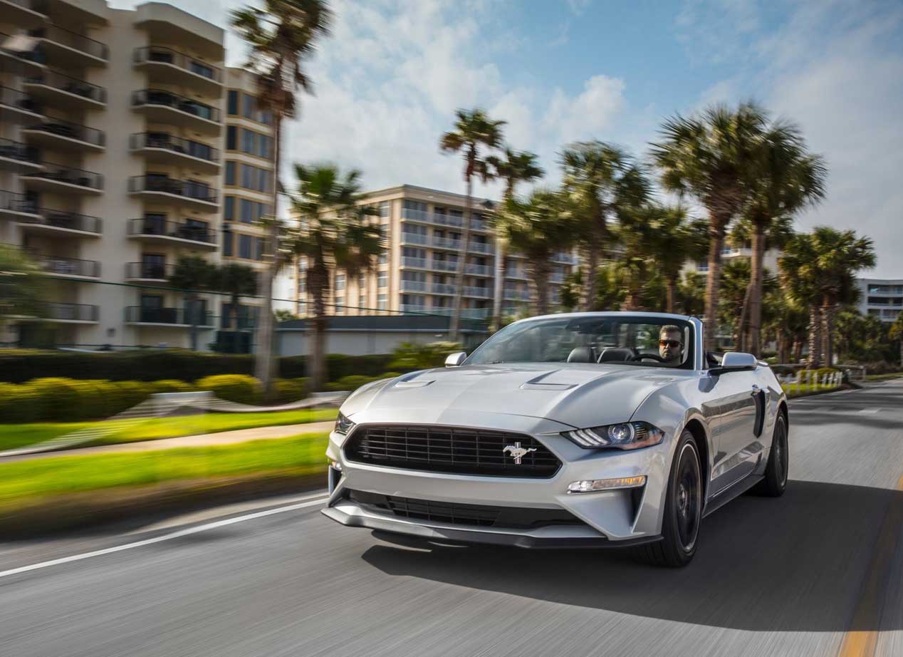Ford Mustang GT California, espíritu sesentero