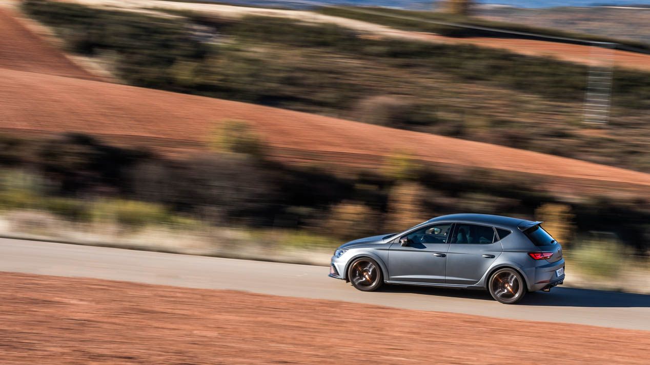 Comparamos el Seat León Cupra R y el Hyundai i30 N