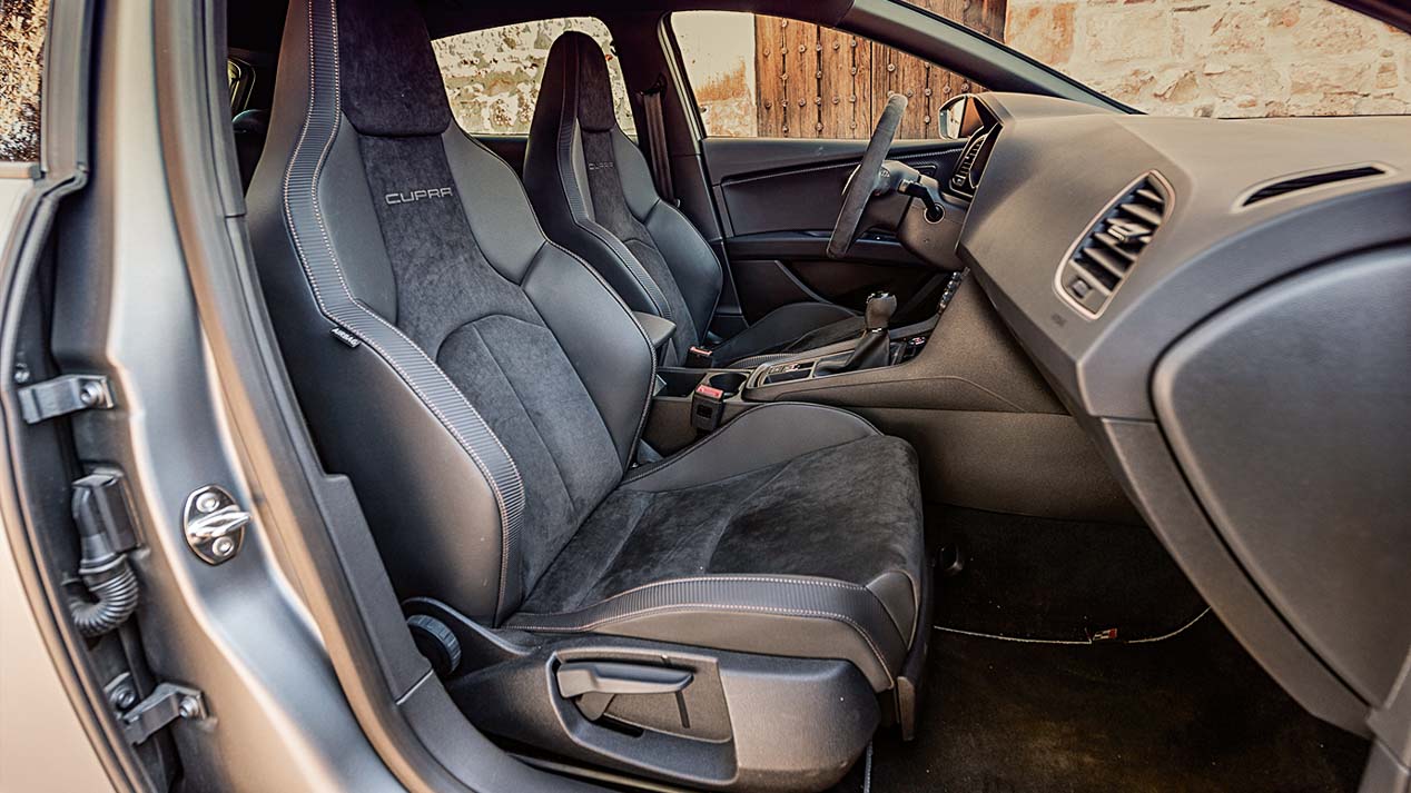 Comparamos el Seat León Cupra R y el Hyundai i30 N