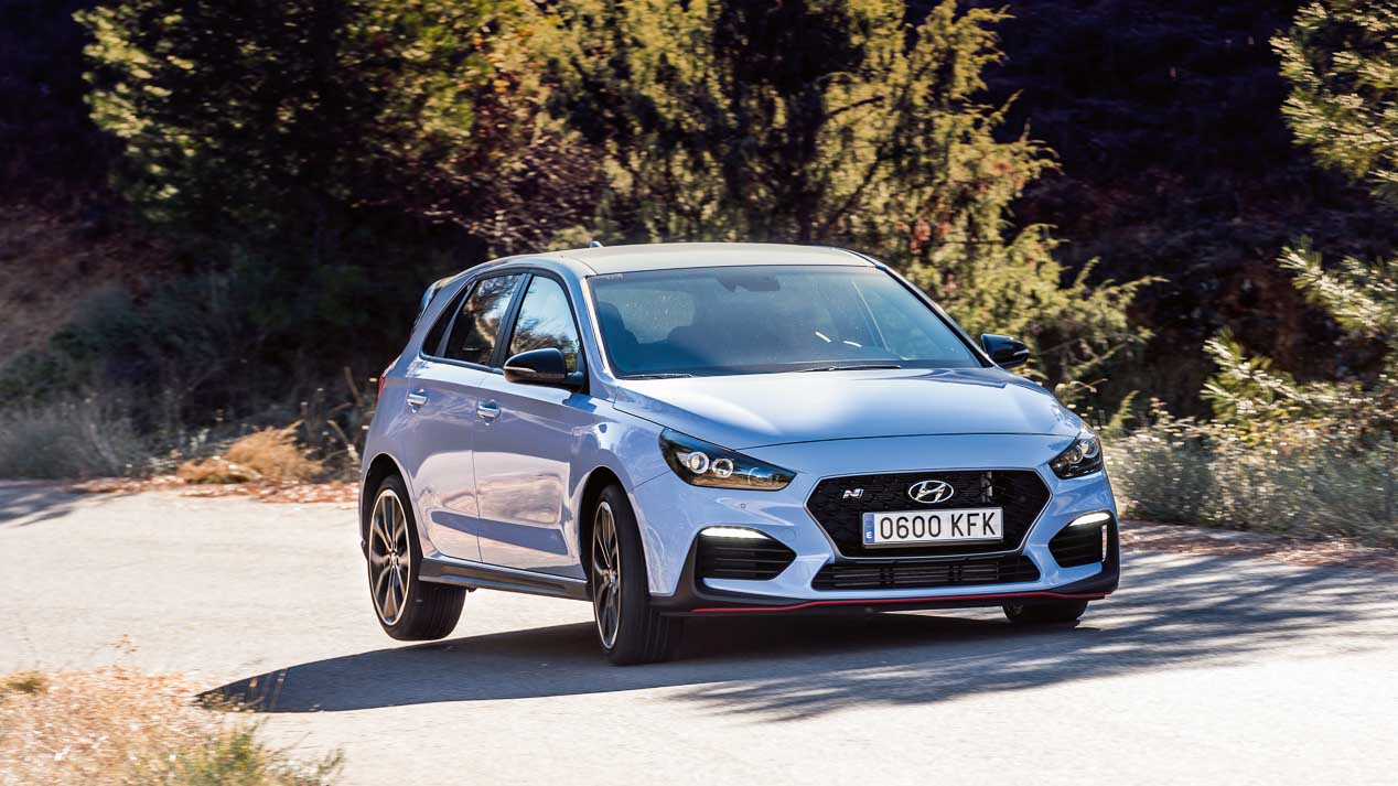 Comparamos el Seat León Cupra R y el Hyundai i30 N