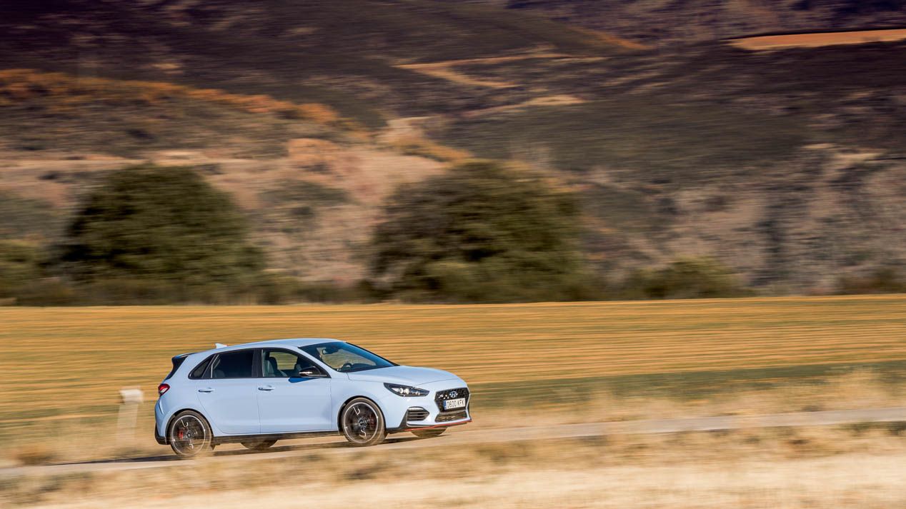 Comparamos el Seat León Cupra R y el Hyundai i30 N