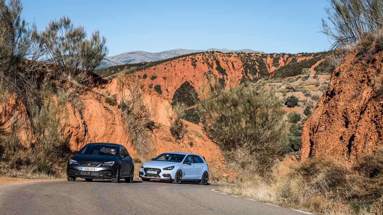 Comparamos el Seat León Cupra R y el Hyundai i30 N