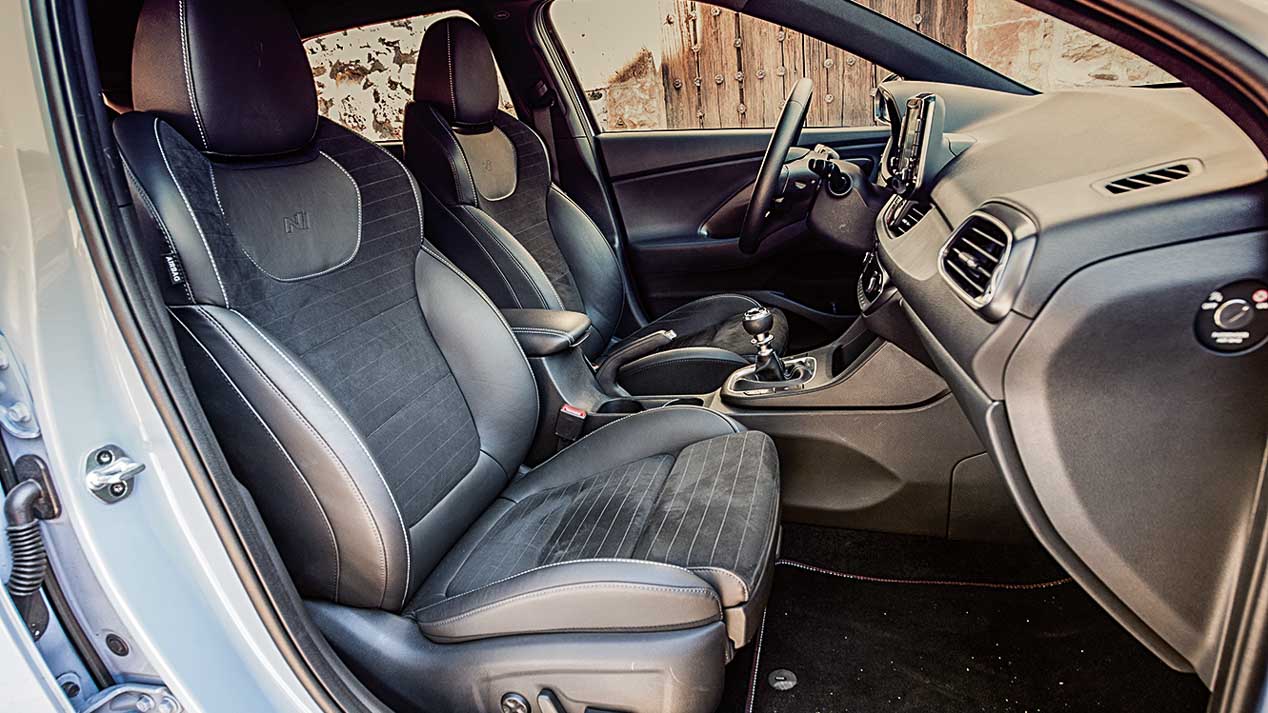 Comparamos el Seat León Cupra R y el Hyundai i30 N