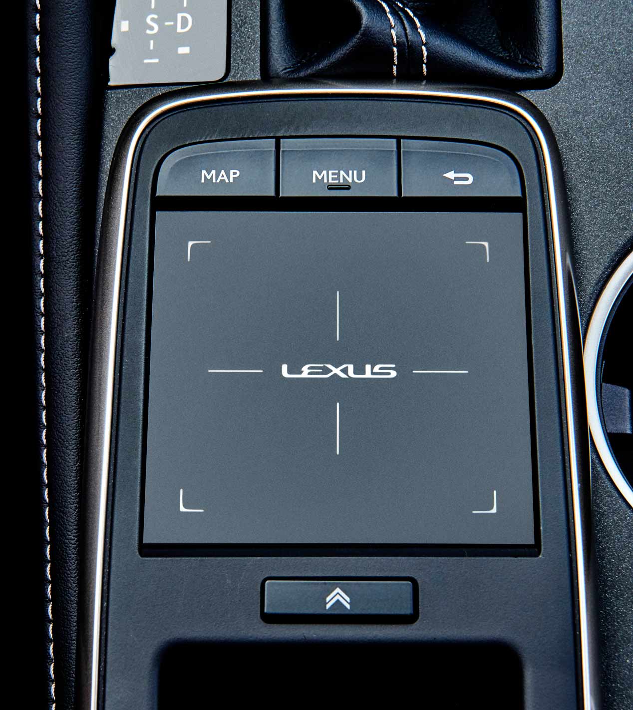 Lexus RC 300h 2018: sus mejores imágenes