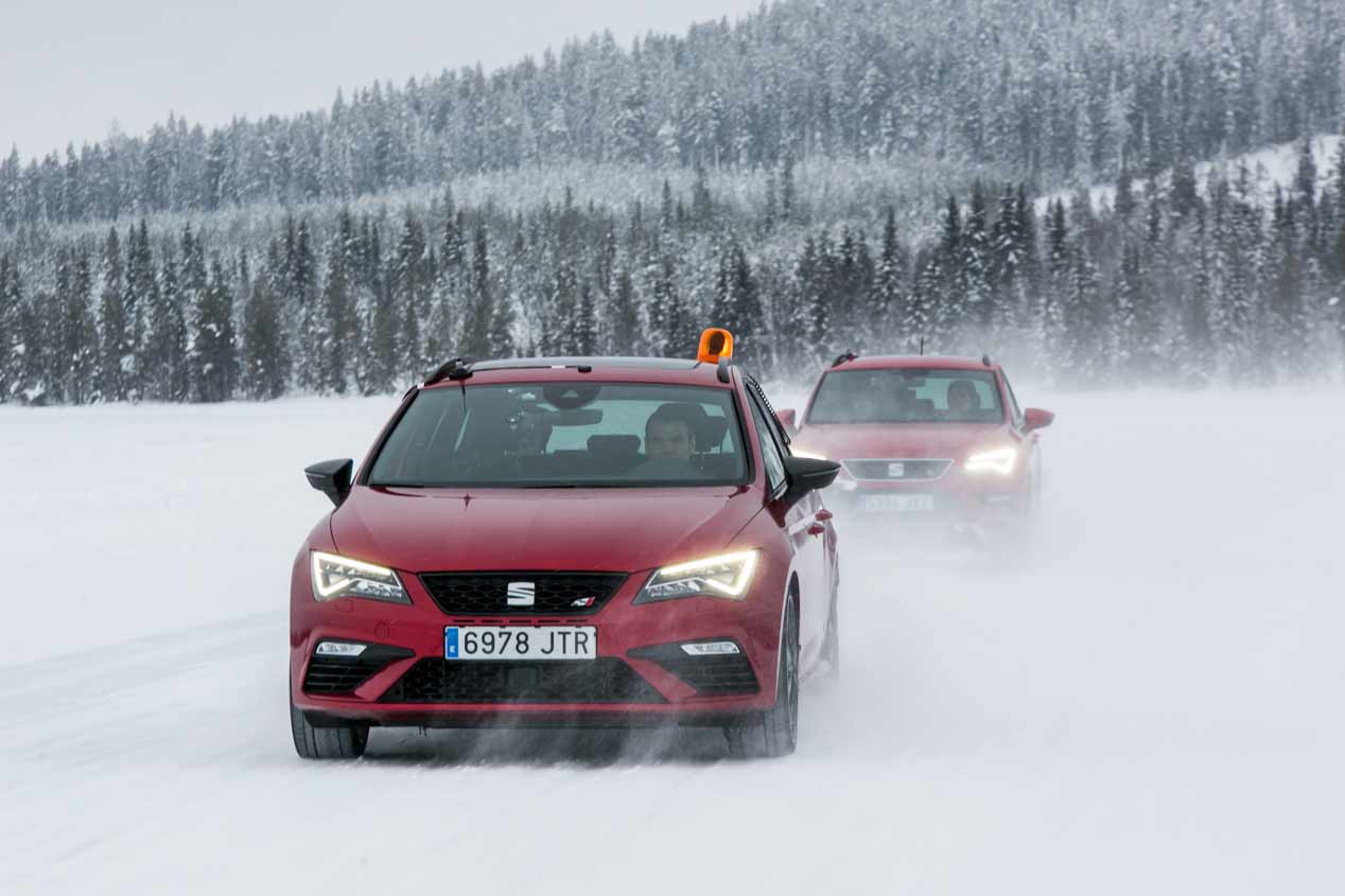 Así se desenvuelve el Seat Ateca FR en nieve y hielo