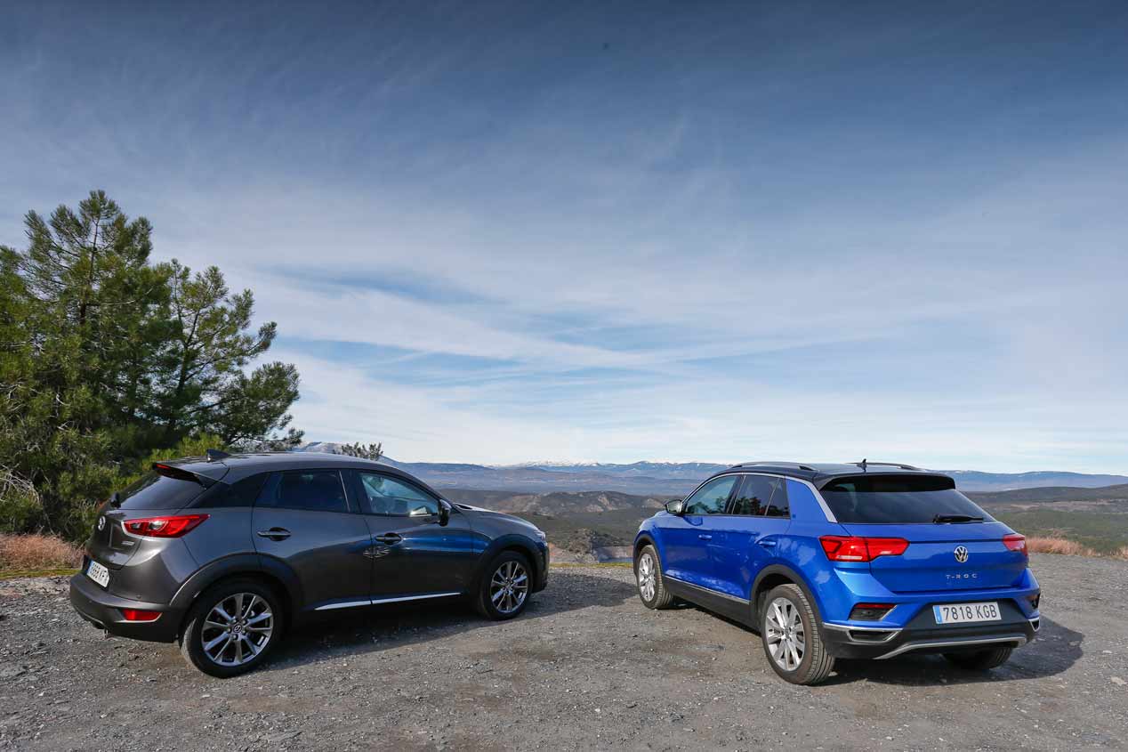 A prueba el VW T-Roc y el Mazda CX-3