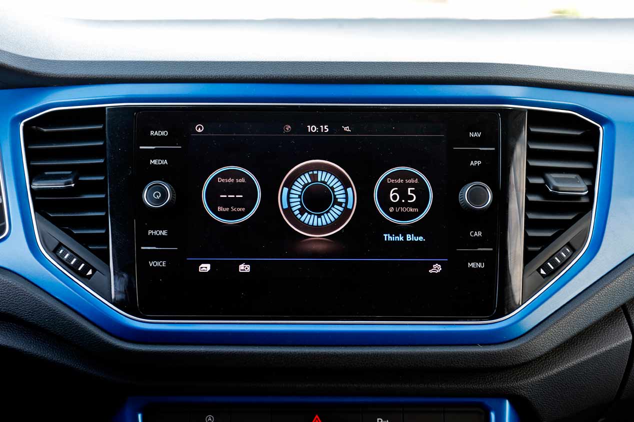 A prueba el VW T-Roc y el Mazda CX-3