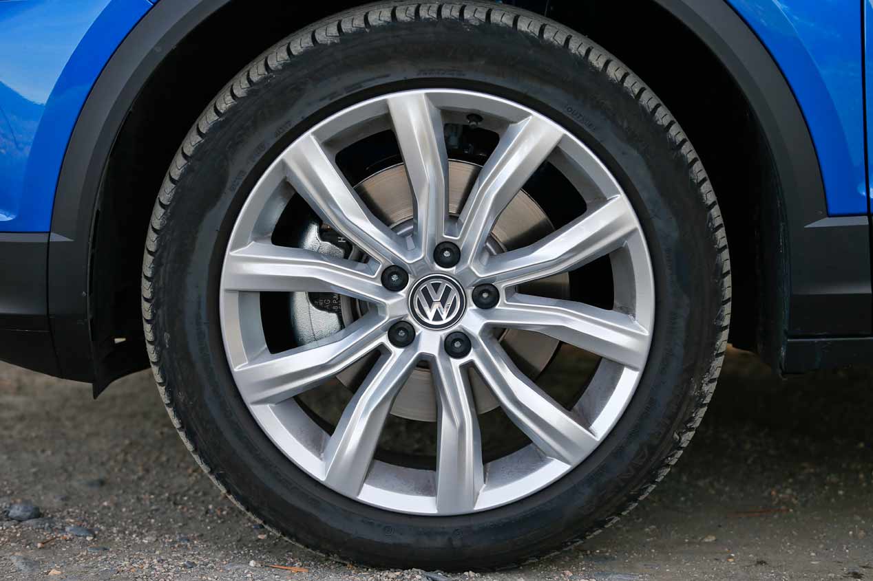 A prueba el VW T-Roc y el Mazda CX-3