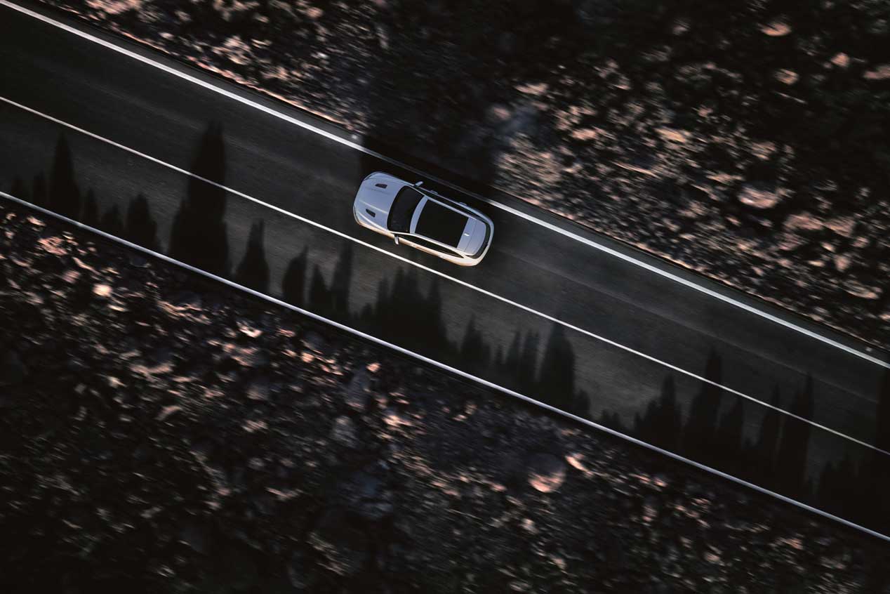 El SUV más deportivo de Jaguar se llama Jaguar F-Pace SVR