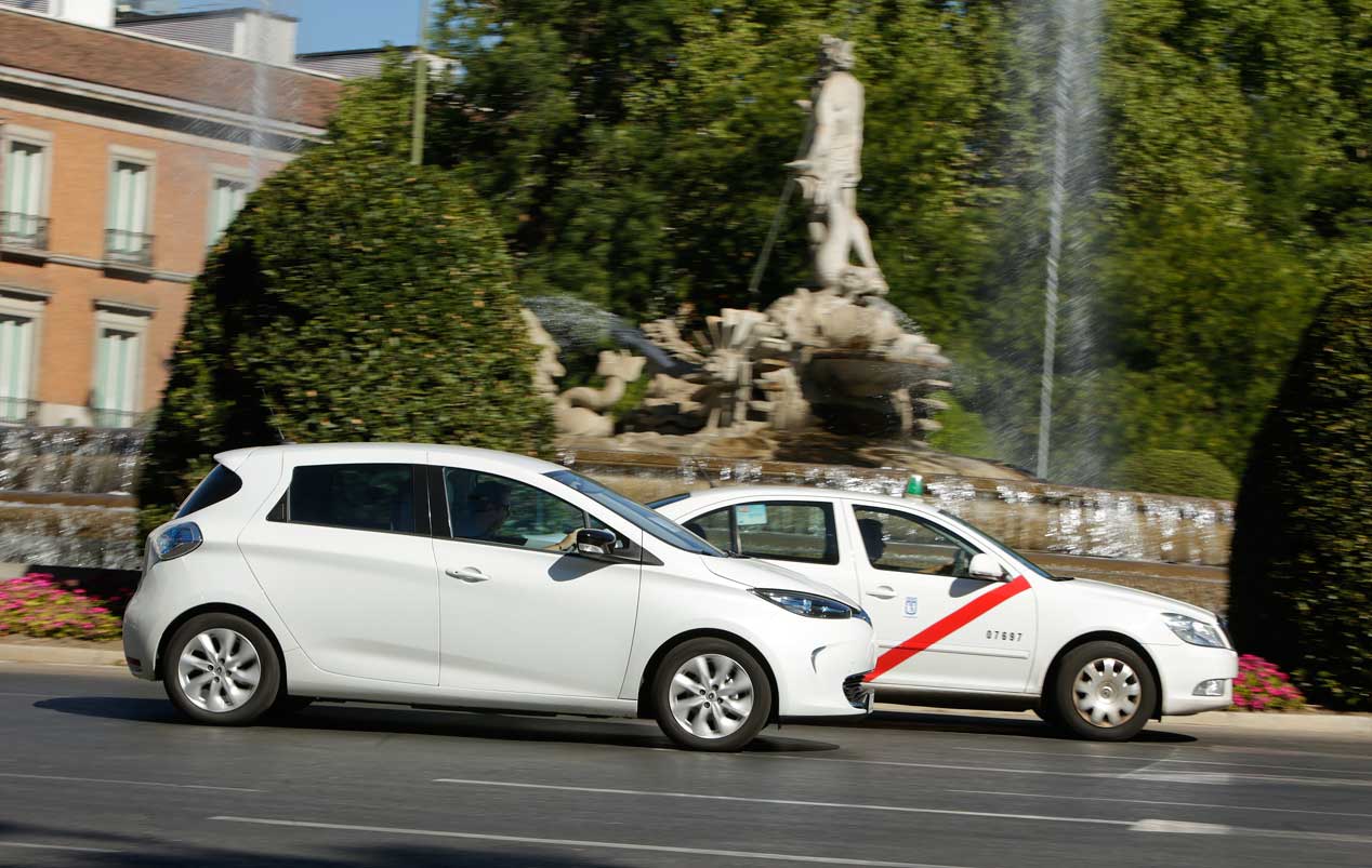 Taxi, Uber o Cabify ¿qué preferimos y qué es mejor?