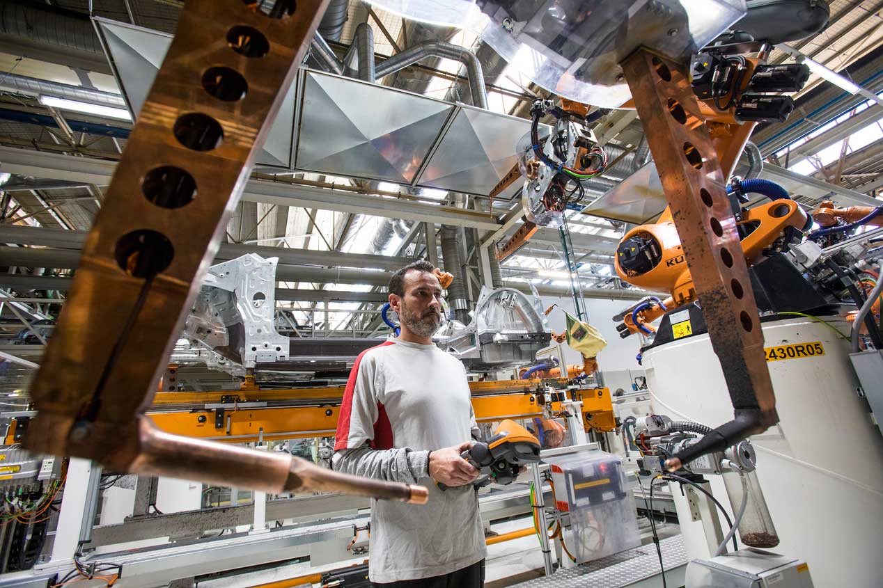 Todo lo que ha cambiado en 25 años en la fábrica de Seat en Martorell
