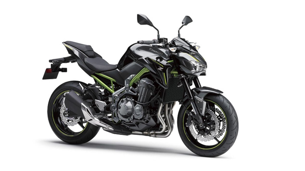 Las motos también recibirán las etiquetas de la DGT