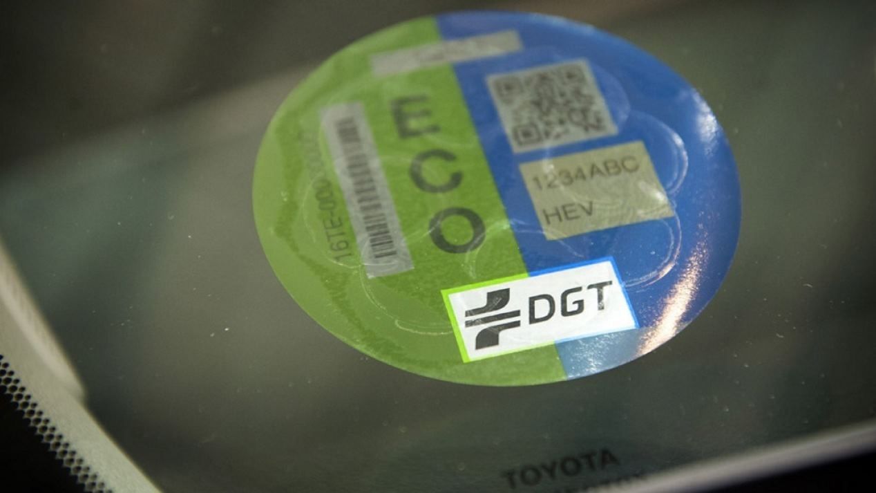Las motos también recibirán las etiquetas de la DGT