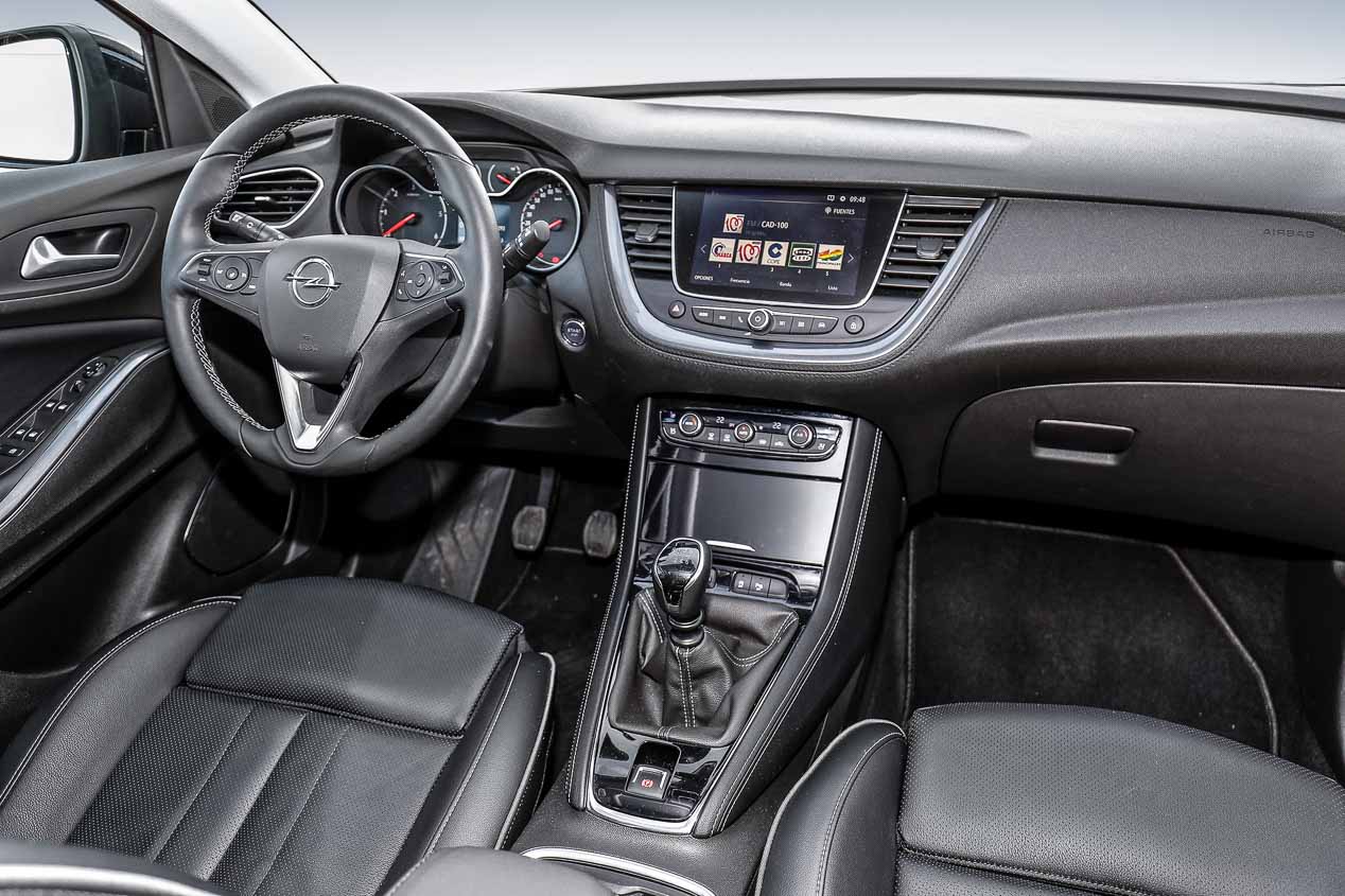 Todos contra todos: Qashqai, Ateca, 3008, Tiguan, Sportage, Karoq, Tucson y Grandland X