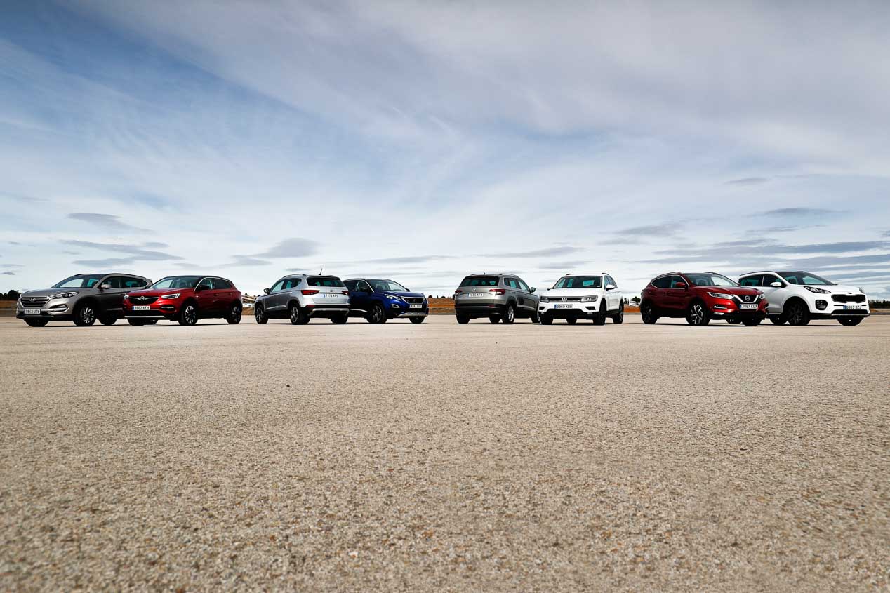 Comparativa de espacio SUV: Qashqai, Ateca, 3008, Tiguan, Sportage, Karoq, Tucson y Grandland X
