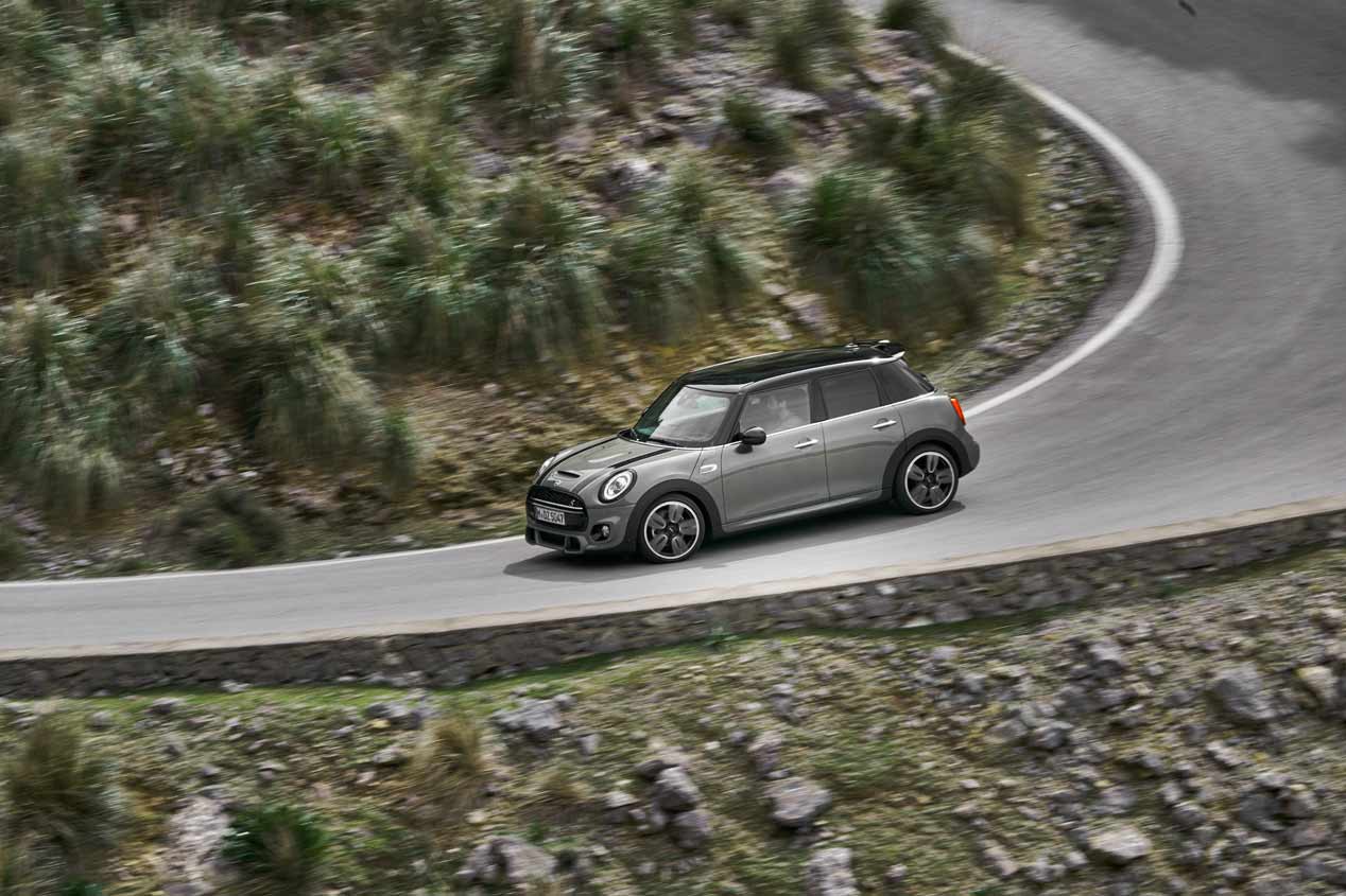 Mini 2018: ya a la venta en versiones Cabrio, 3 y 5 puertas