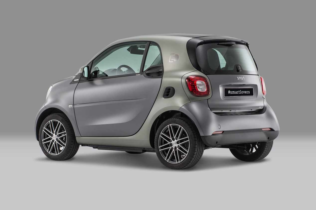 El Smart fortwo electric Pull&Bear Edition, en imágenes