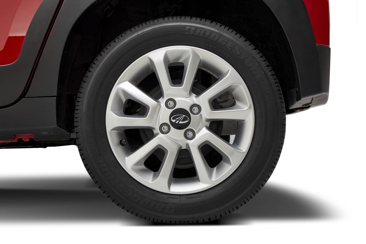 Mahindra KUV100: a prueba el SUV más barato