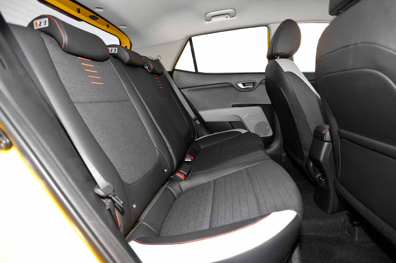 ¿SUV Diesel o gasolina? Lo analizamos en Seat Arona, Mazda CX-3 y Kia Stonic