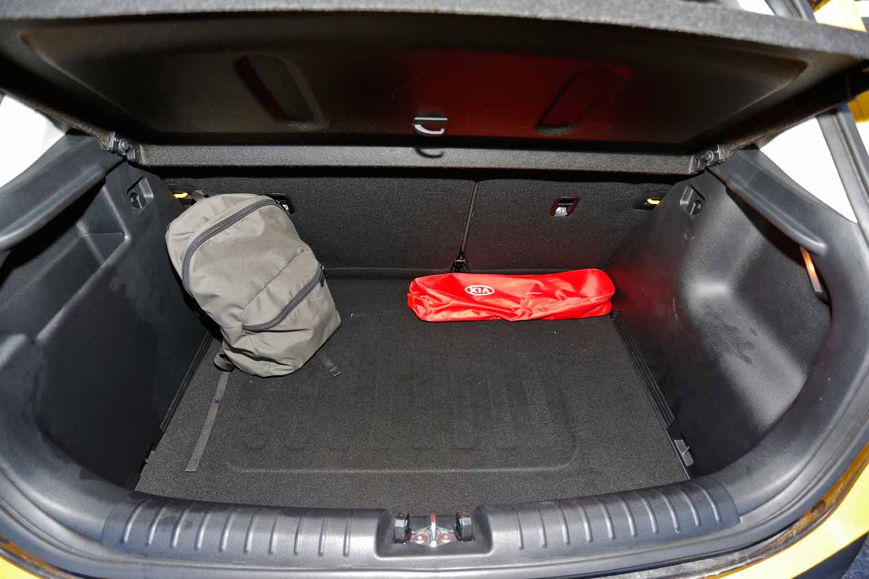 ¿SUV Diesel o gasolina? Lo analizamos en Seat Arona, Mazda CX-3 y Kia Stonic