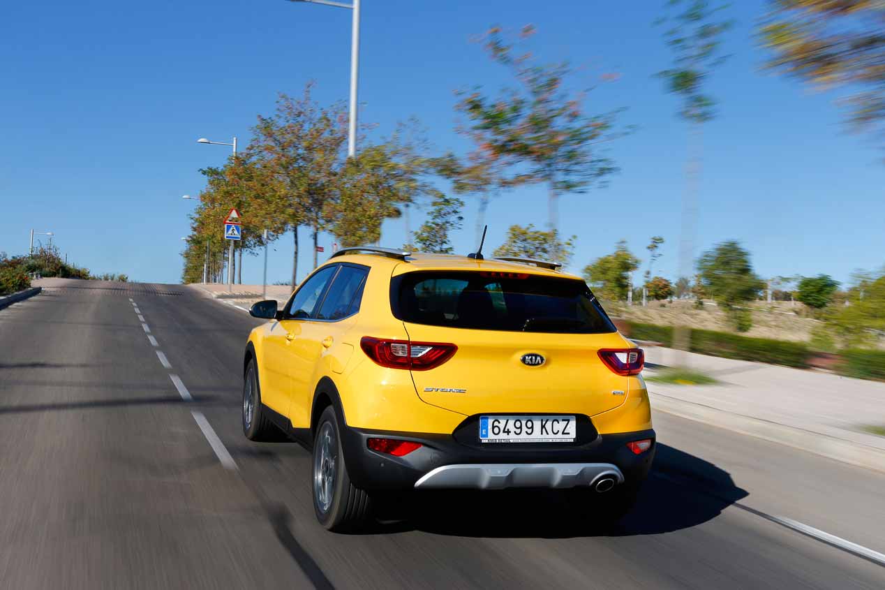 ¿SUV Diesel o gasolina? Lo analizamos en Seat Arona, Mazda CX-3 y Kia Stonic