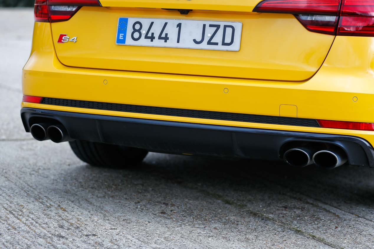 Comparativa: Audi S4 Avant vs BMW 340i Touring
