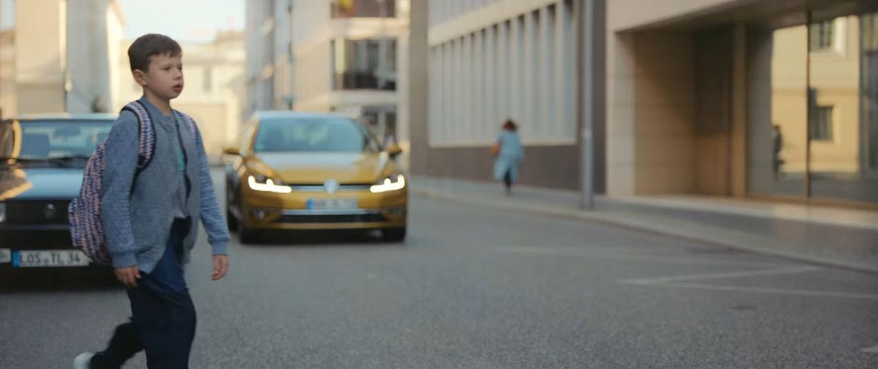 El último anuncio del Volkswagen Golf en el que aparecen otros coches