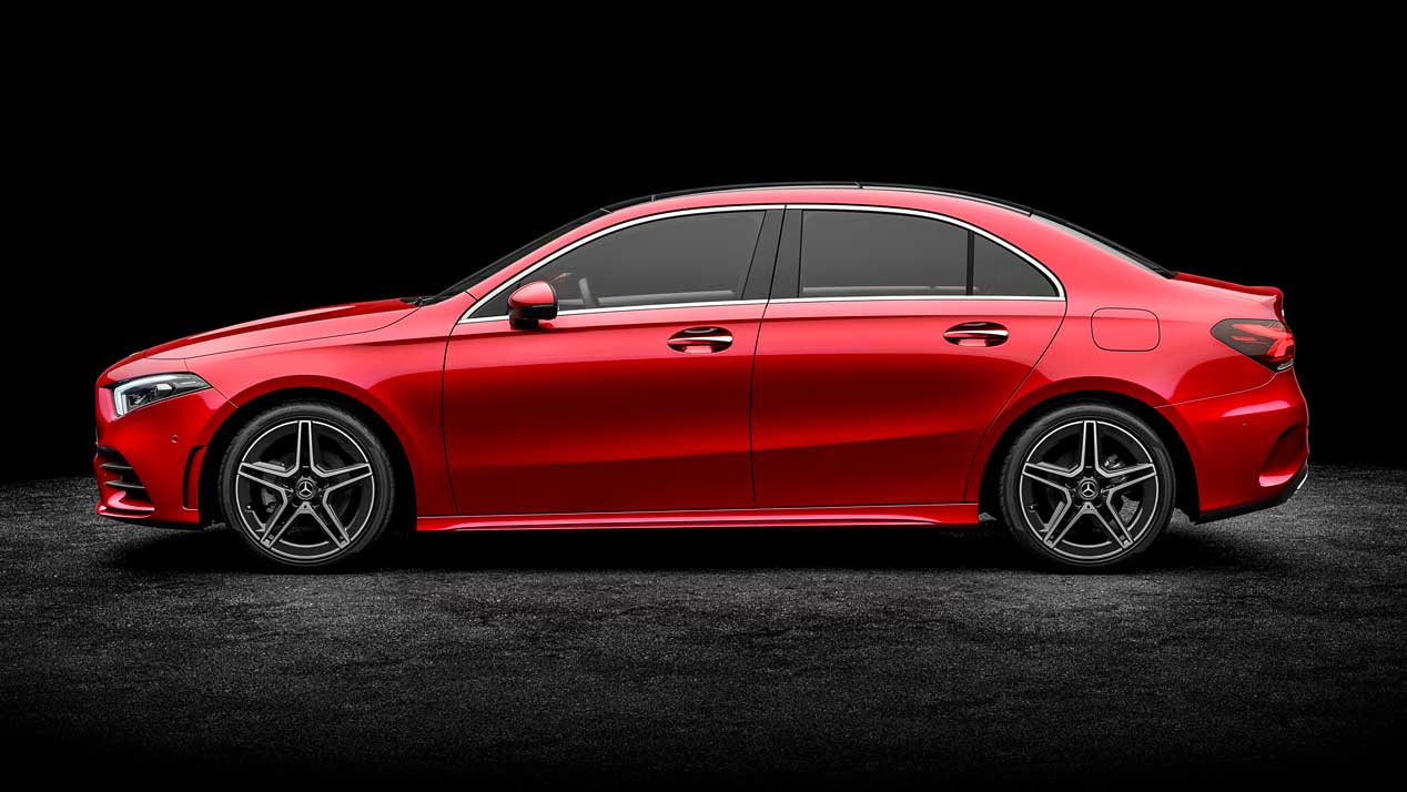 Mercedes Clase A L, ahora con carrocería berlina