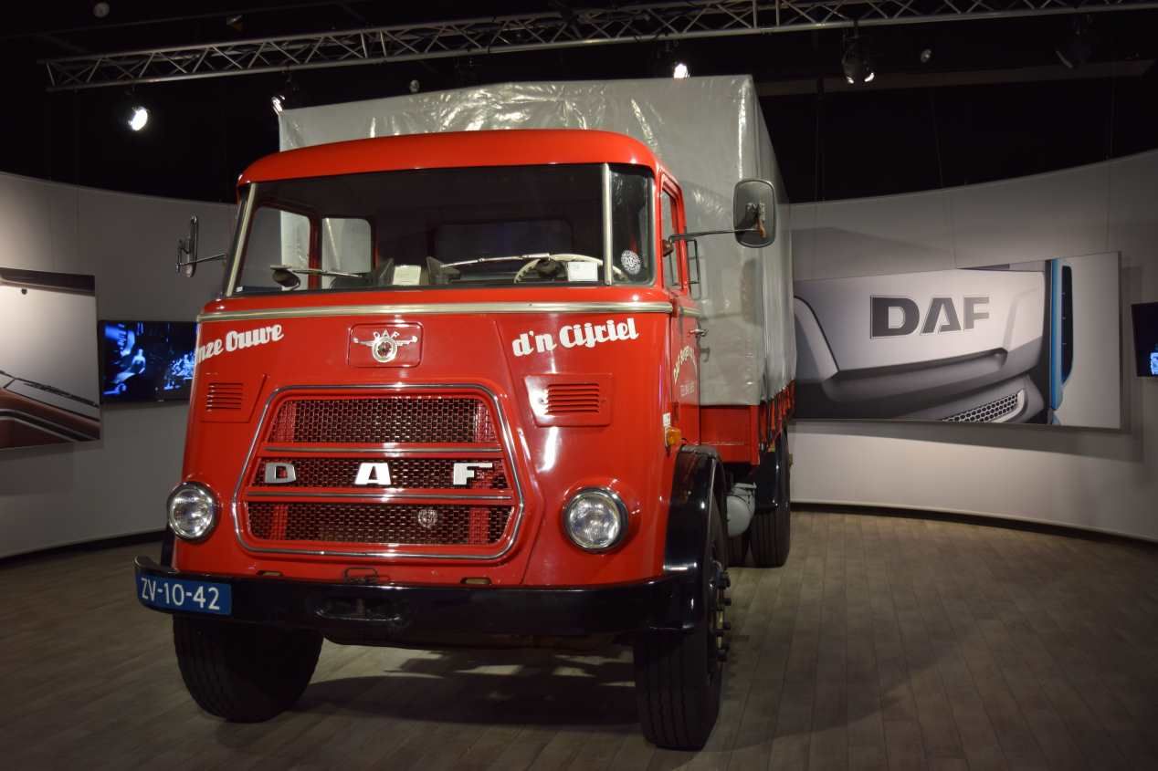 DAF cumple 90 años fabricando camiones