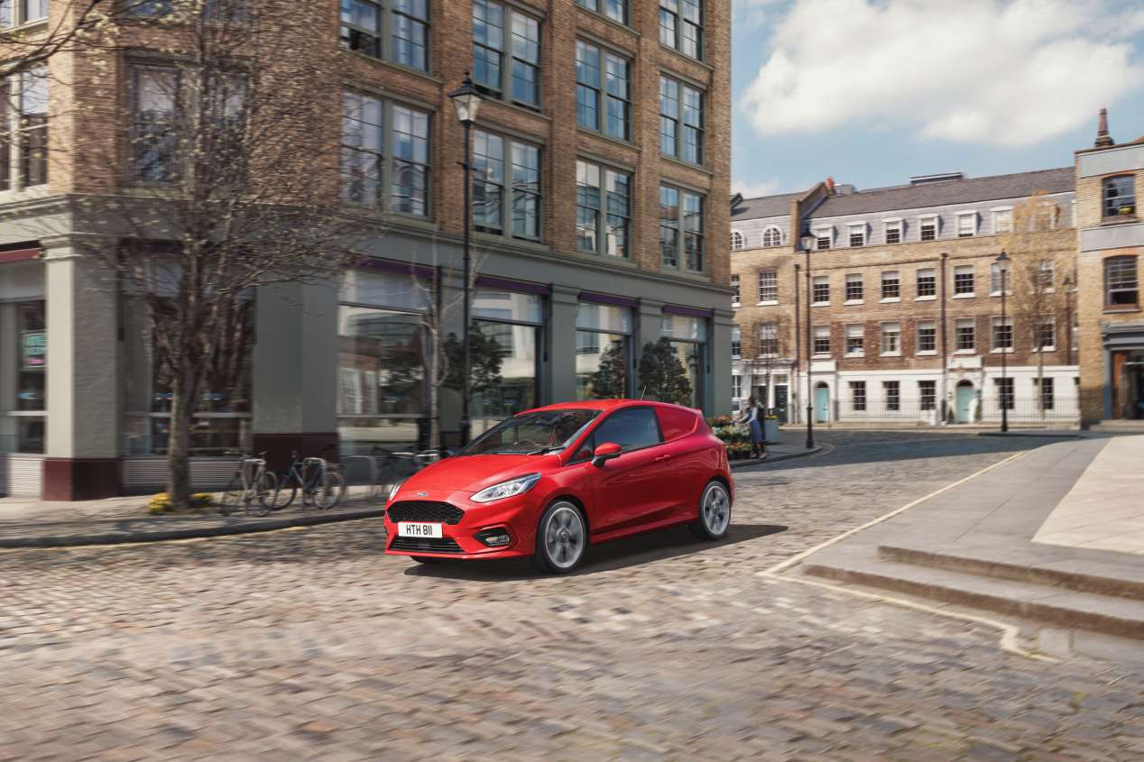 Así es el nuevo Ford Fiesta Van 2018