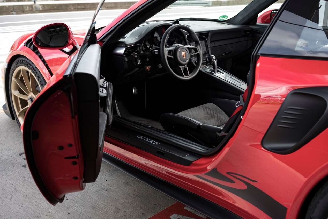 Porsche 911 GT3 RS: a prueba en el circuito de Nürburgring