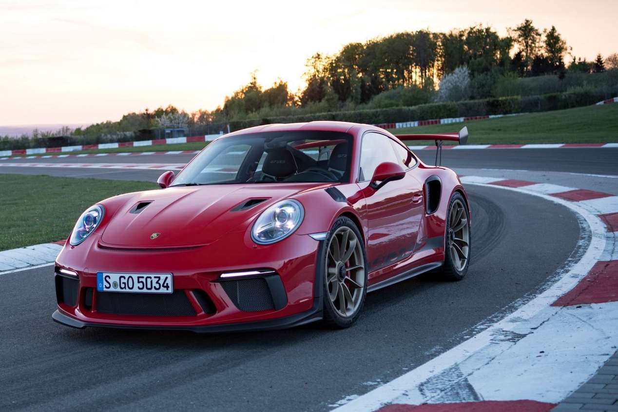 Porsche 911 GT3 RS: a prueba en el circuito de Nürburgring