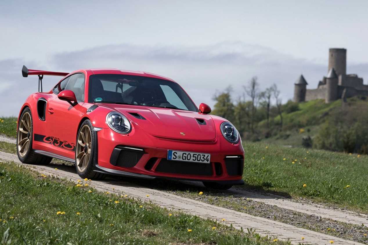 Porsche 911 GT3 RS: a prueba en el circuito de Nürburgring