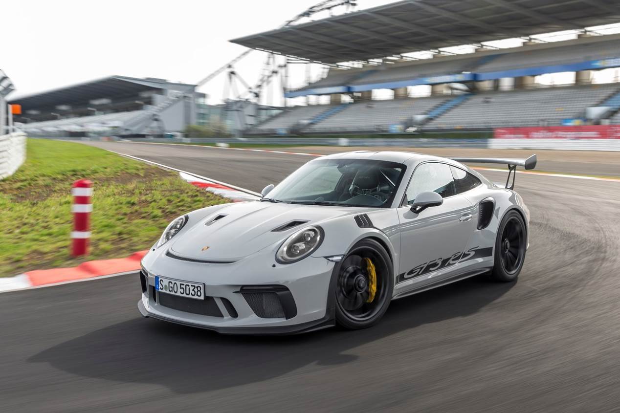 Porsche 911 GT3 RS: a prueba en el circuito de Nürburgring