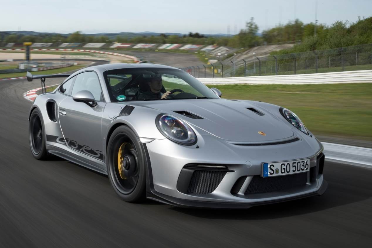 Porsche 911 GT3 RS: a prueba en el circuito de Nürburgring