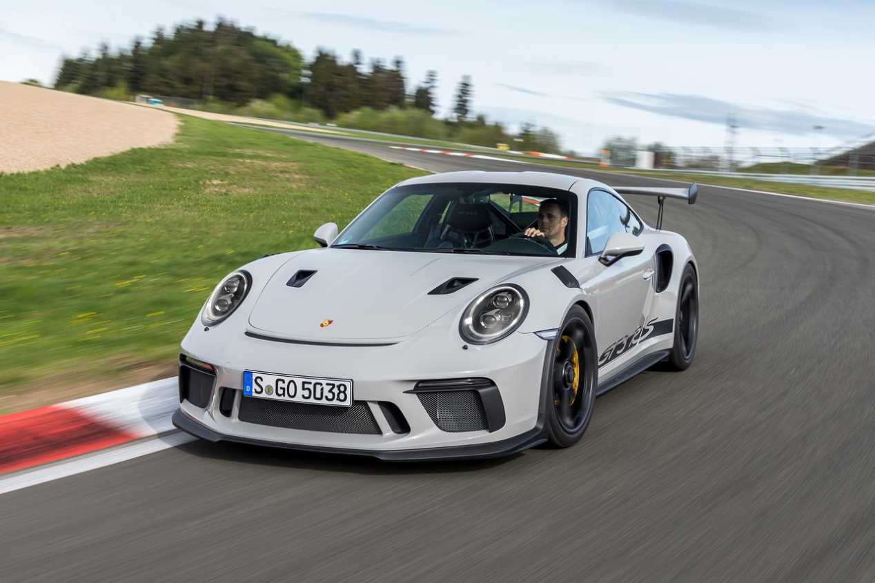 Porsche 911 GT3 RS: a prueba en el circuito de Nürburgring