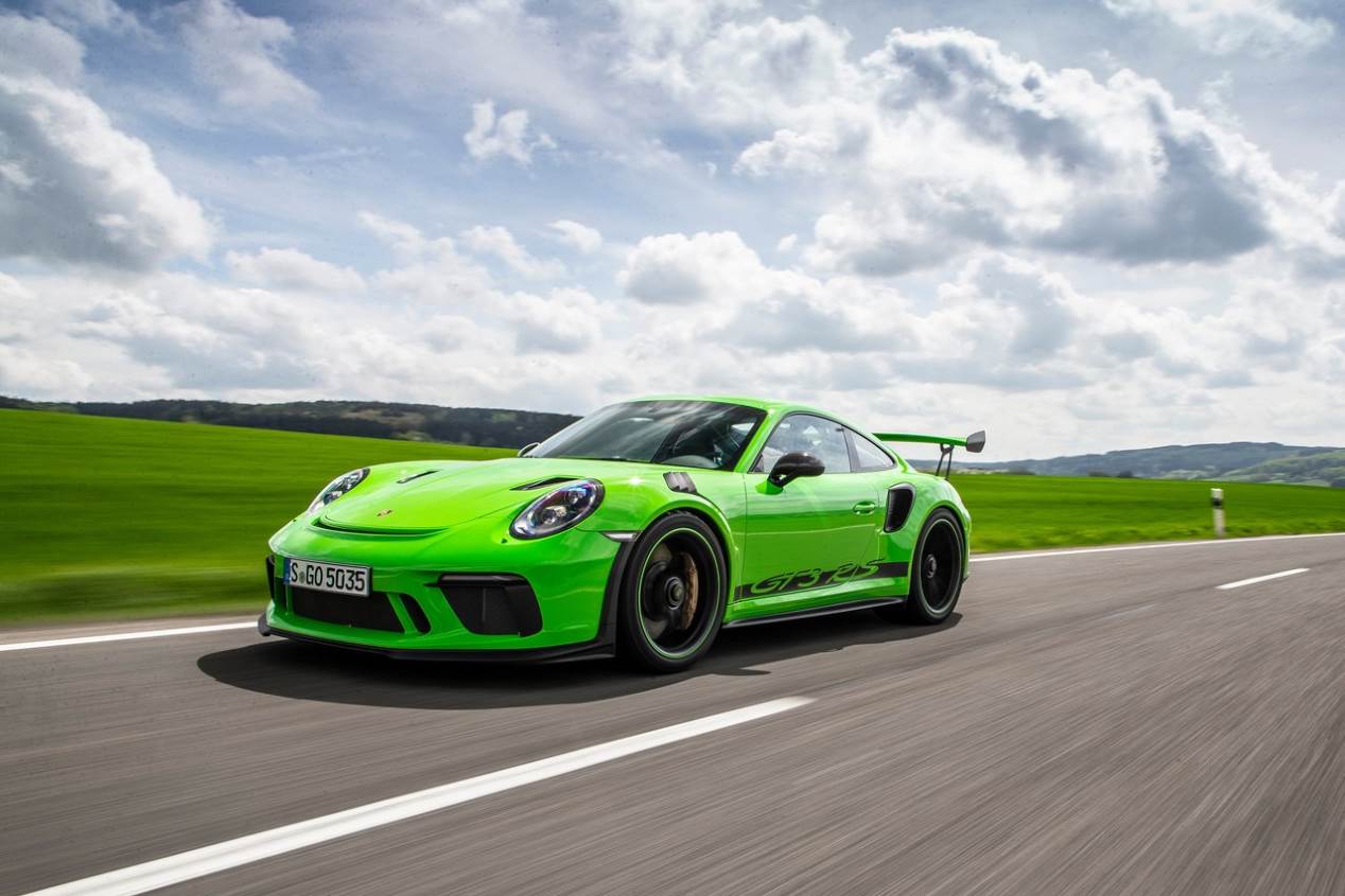 Porsche 911 GT3 RS: a prueba en el circuito de Nürburgring