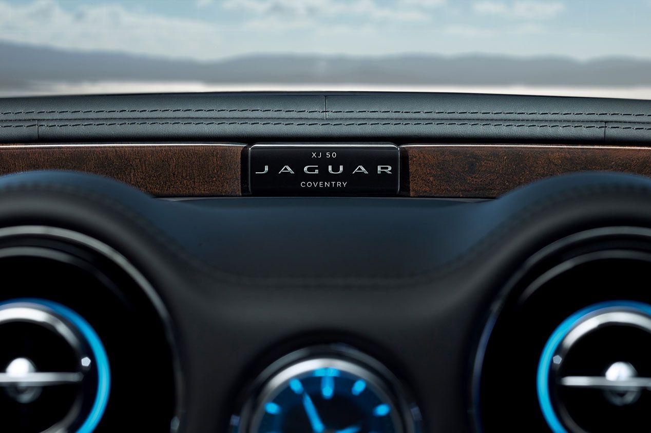 Jaguar XJ50: el emblemático Jaguar XJ cumple 50 años