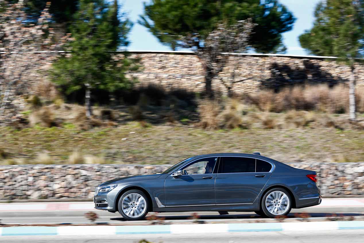Probamos los Audi A8, BMW Serie 7 y Mercedes Clase S