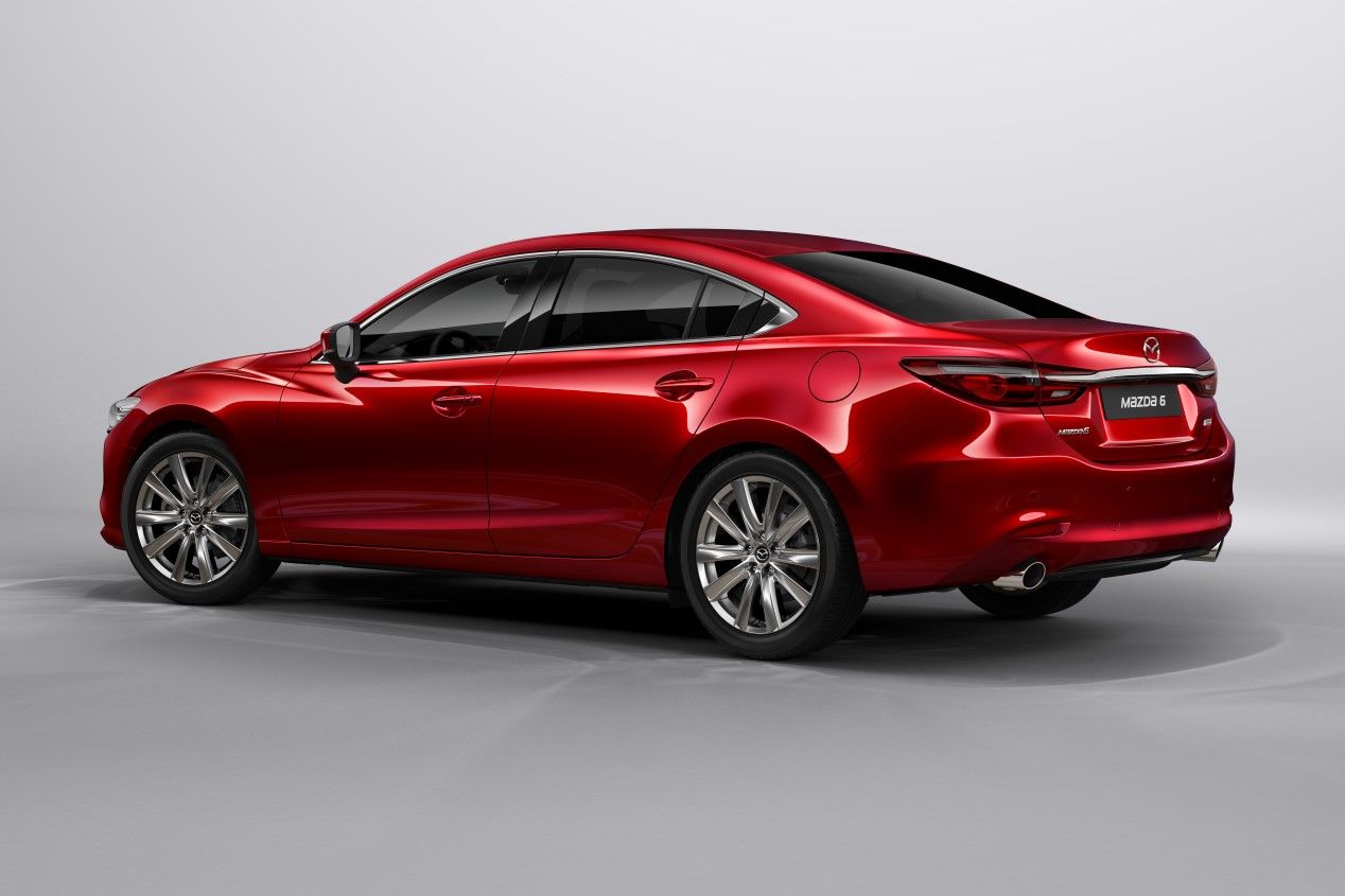 Mazda 6 vs Peugeot 508: duelo de berlinas