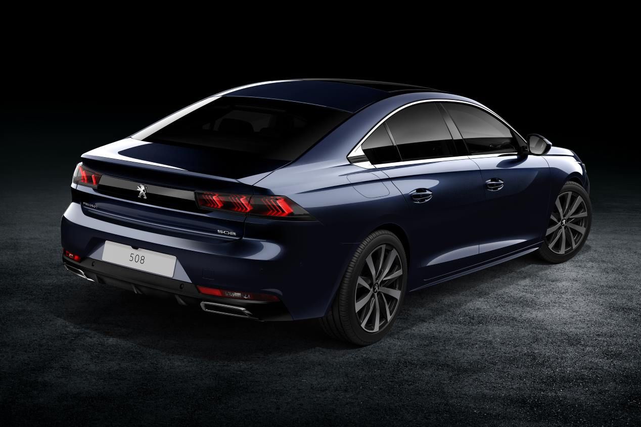 Mazda 6 vs Peugeot 508: duelo de berlinas